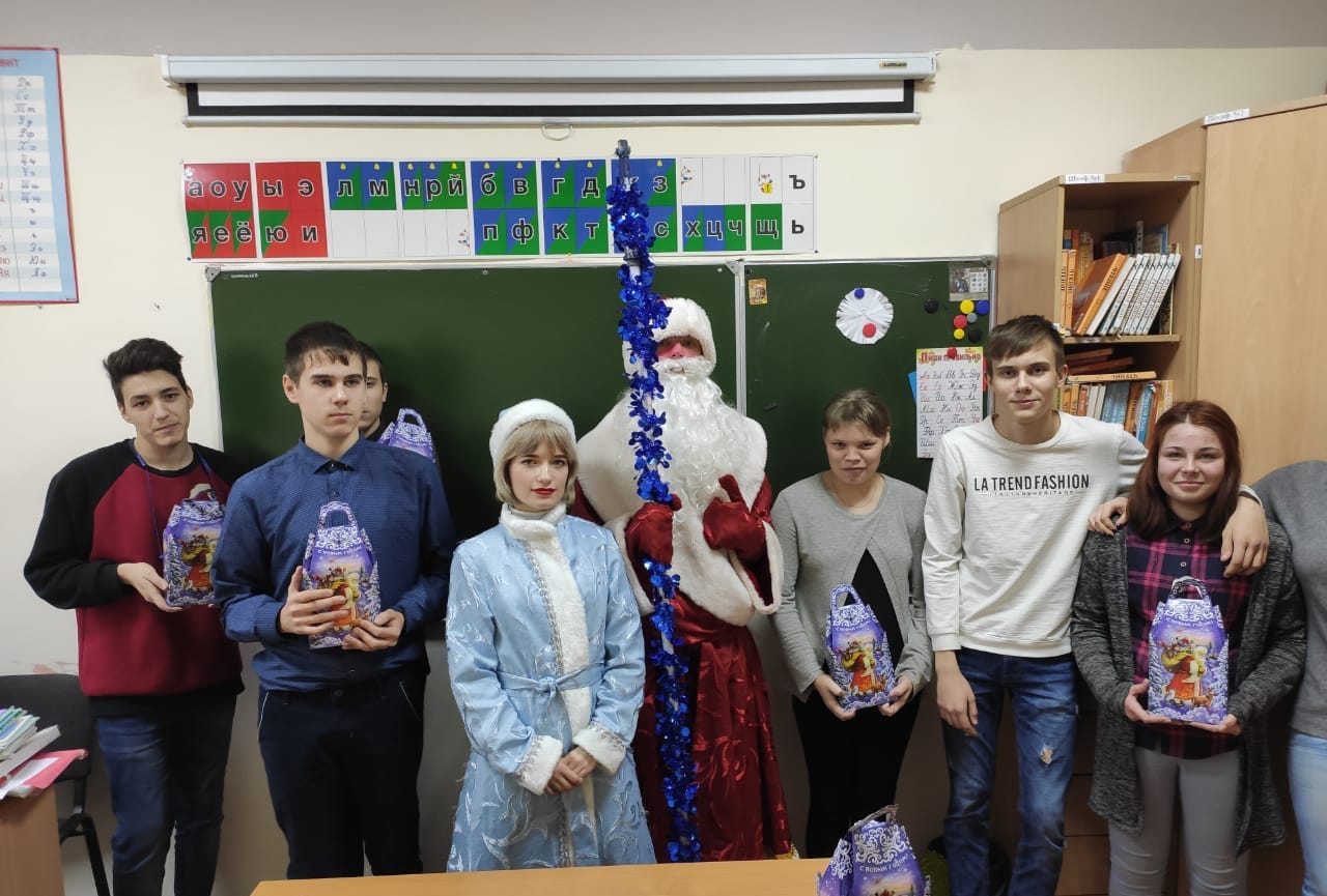 С подарками к детям