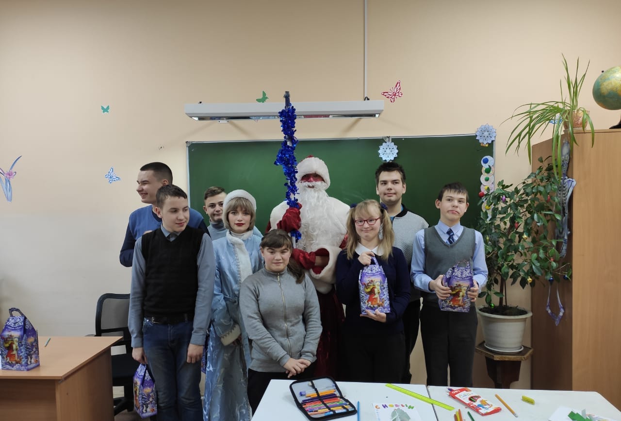 С подарками к детям