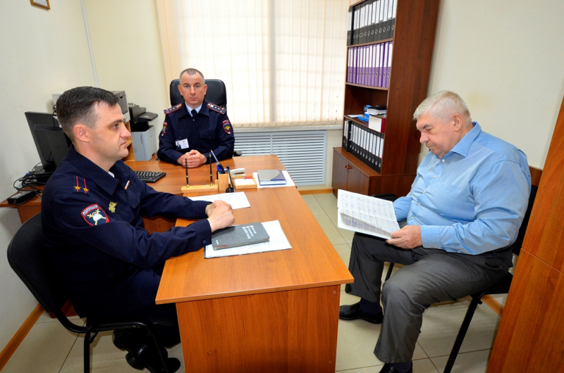 В Смоленске Общественный совет контролирует проведение экзаменов на право управления транспортными средствами