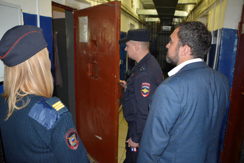 В Смоленской области Общественный совет проверил работу изолятора временного содержания МО МВД России 