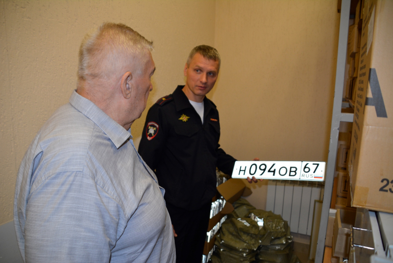 В Смоленской области общественники проверили качество госуслуг, предоставляемых регистрационно-экзаменационным подразделением Госавтоинспекции в Гагарине